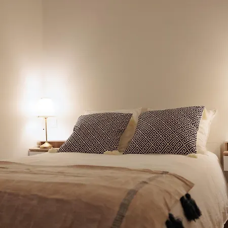 Les Cariatides Apartament *