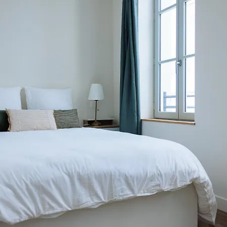 Les Cariatides Apartament *
