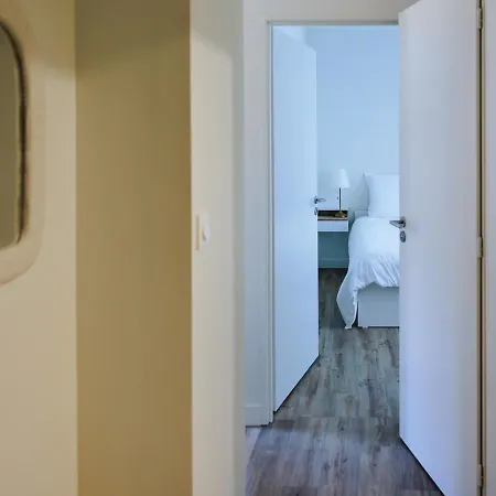 Les Cariatides Apartament *