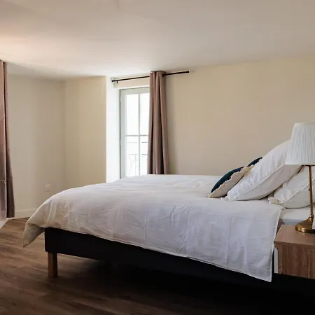 Apartament Les Cariatides