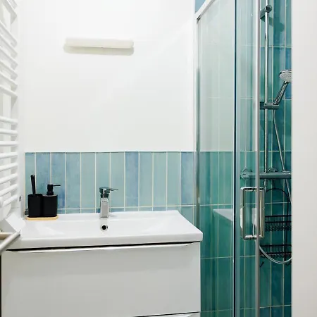Apartament Les Cariatides